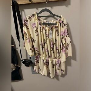 🍁Stretchy Floral Bare Shoulder Blouse L NWT🍁